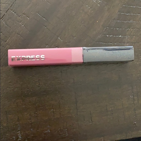 Brand new lip gloss